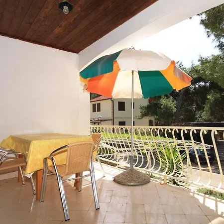 Studio Ivan Dolac 8711a